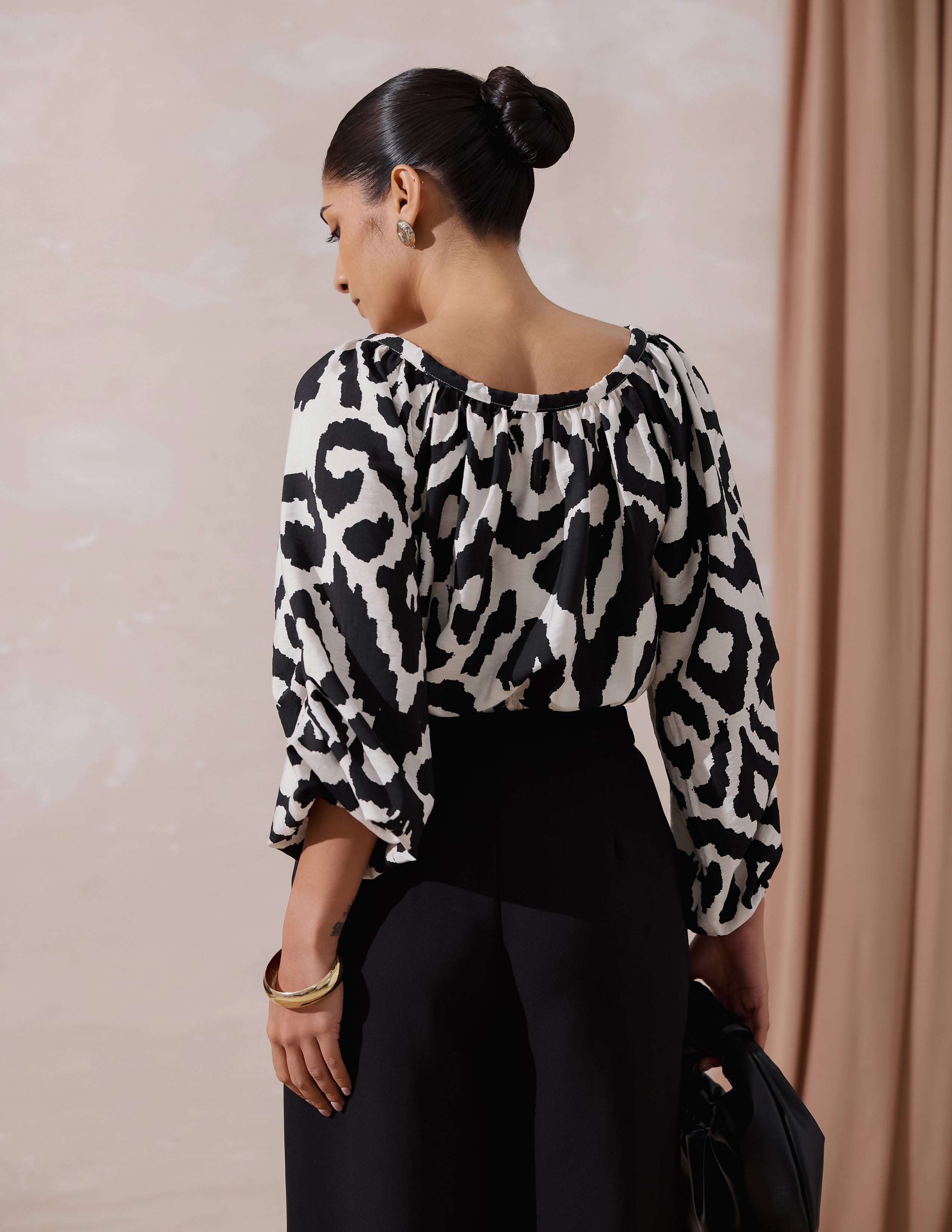 Front Tie Up Waist Elasticated Ranglan Sleeved Top