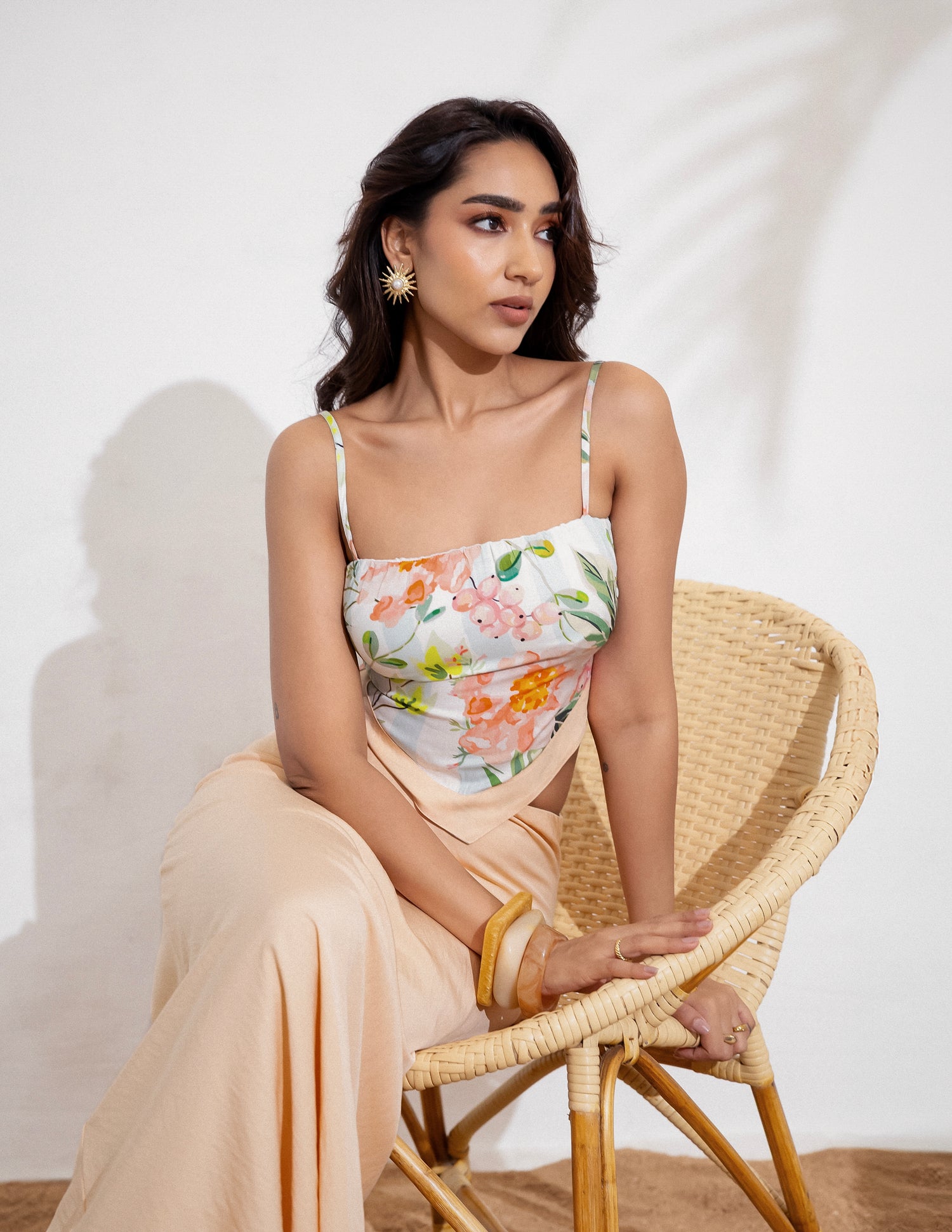 Contrast Binding Detail Top