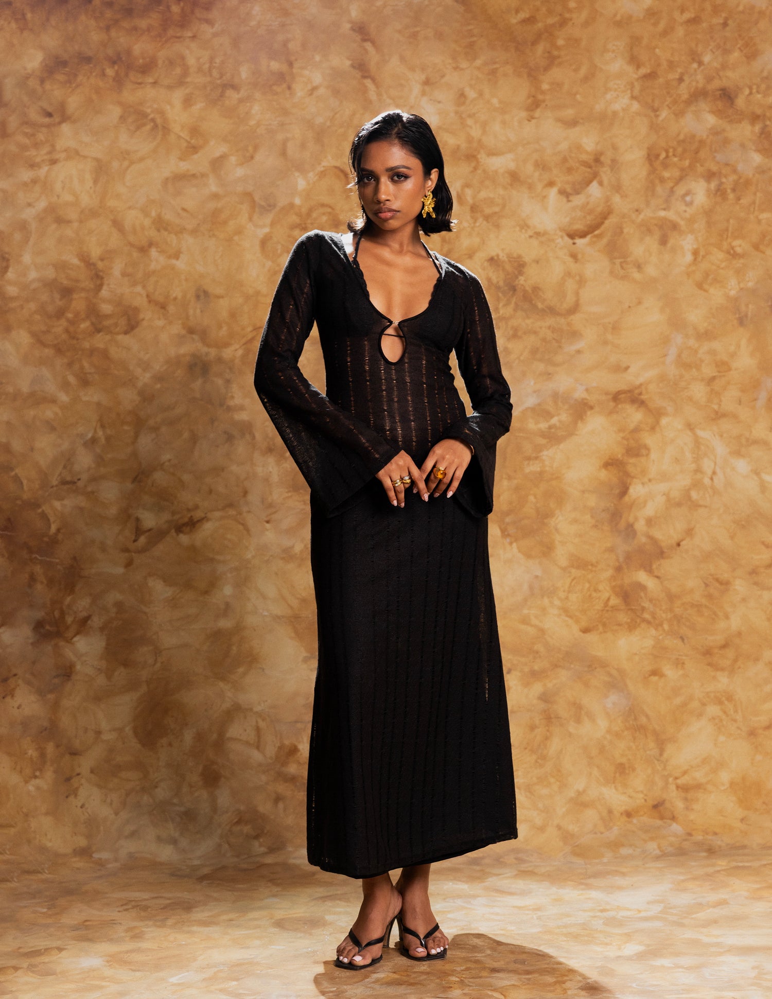Bell Sleeved Cut Out Detailed Maxi Dress