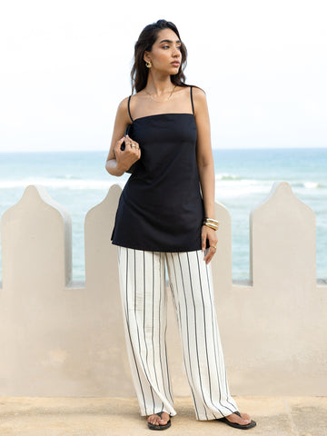Side Slit Detailed Loose Fit Cami