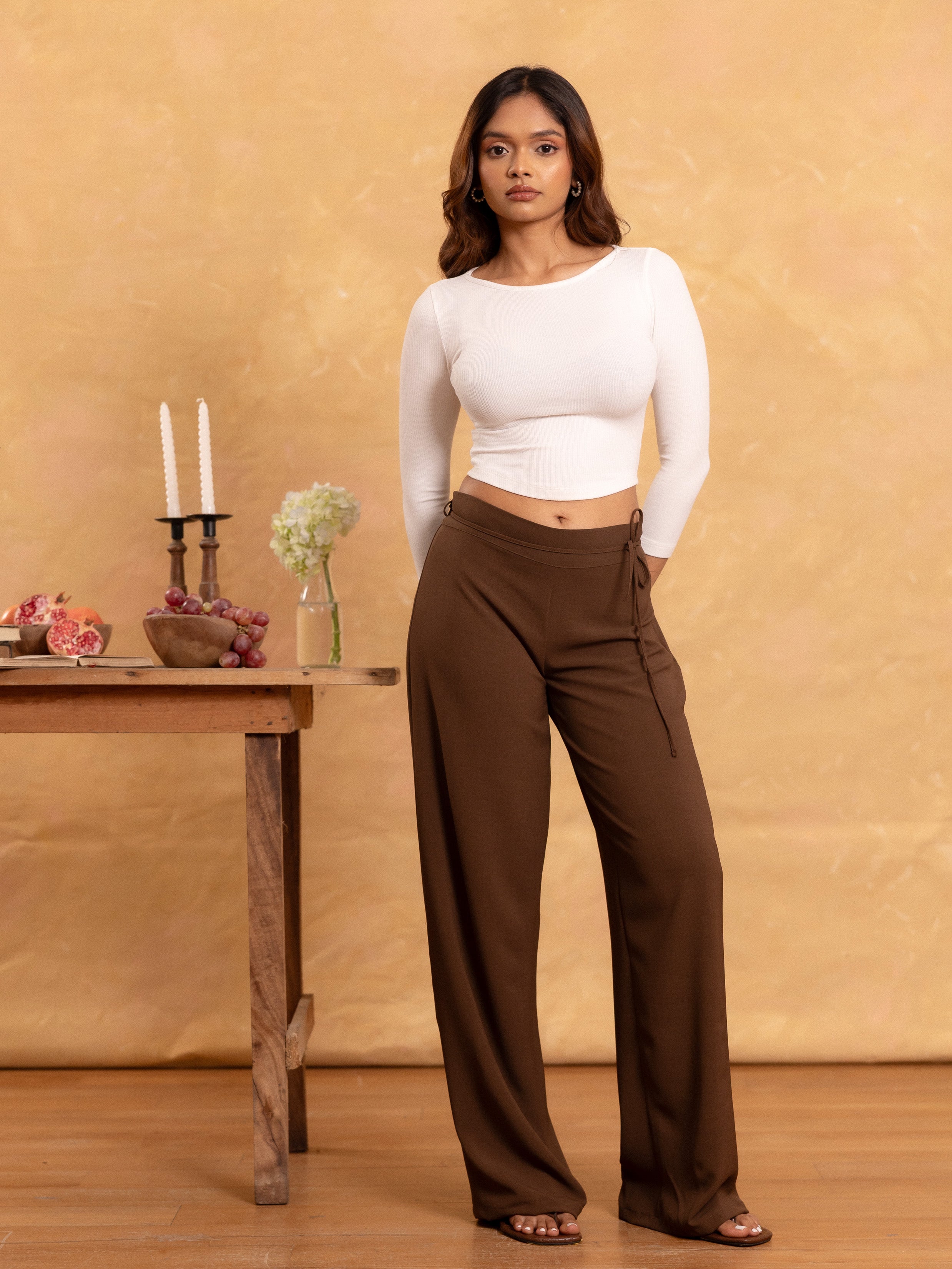 Tie Up Detailed Straight Leg Pant