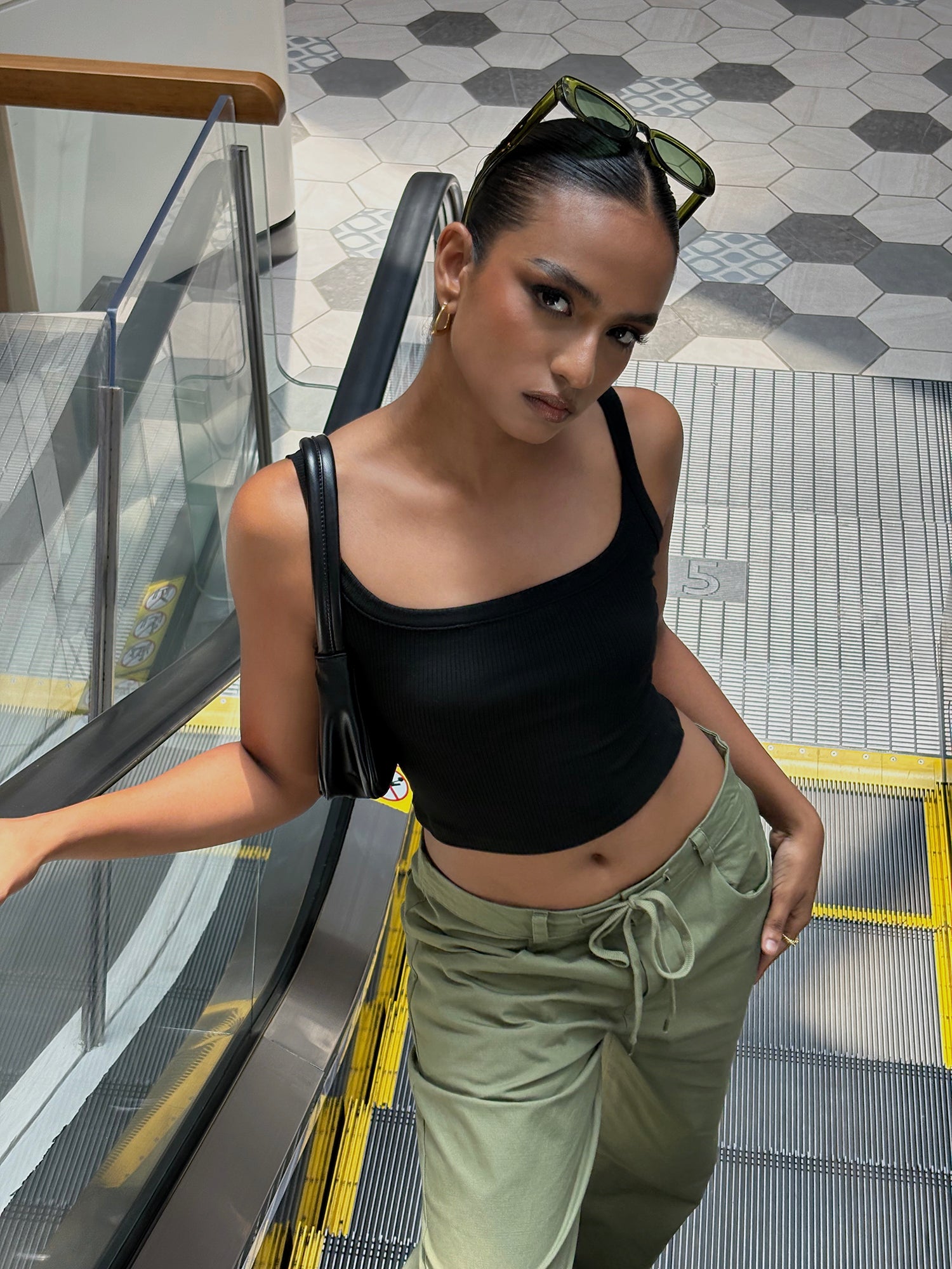 Low Waist Pocket Detailed Wide Leg Pant