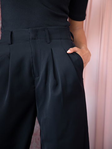 Front Pleated Straight Leg Pant