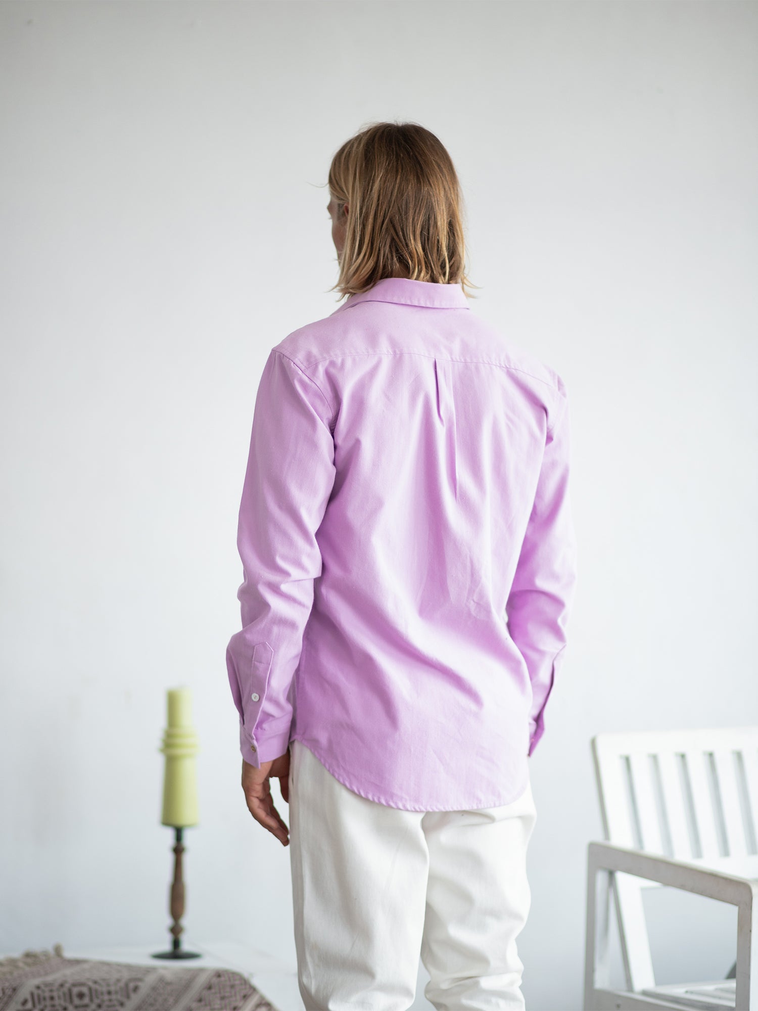 Long sleeved regular collar shirt