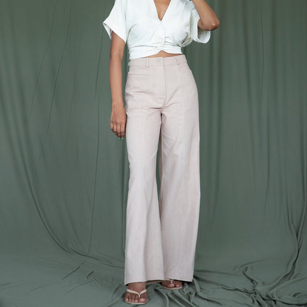 Front Twisted Crop Top