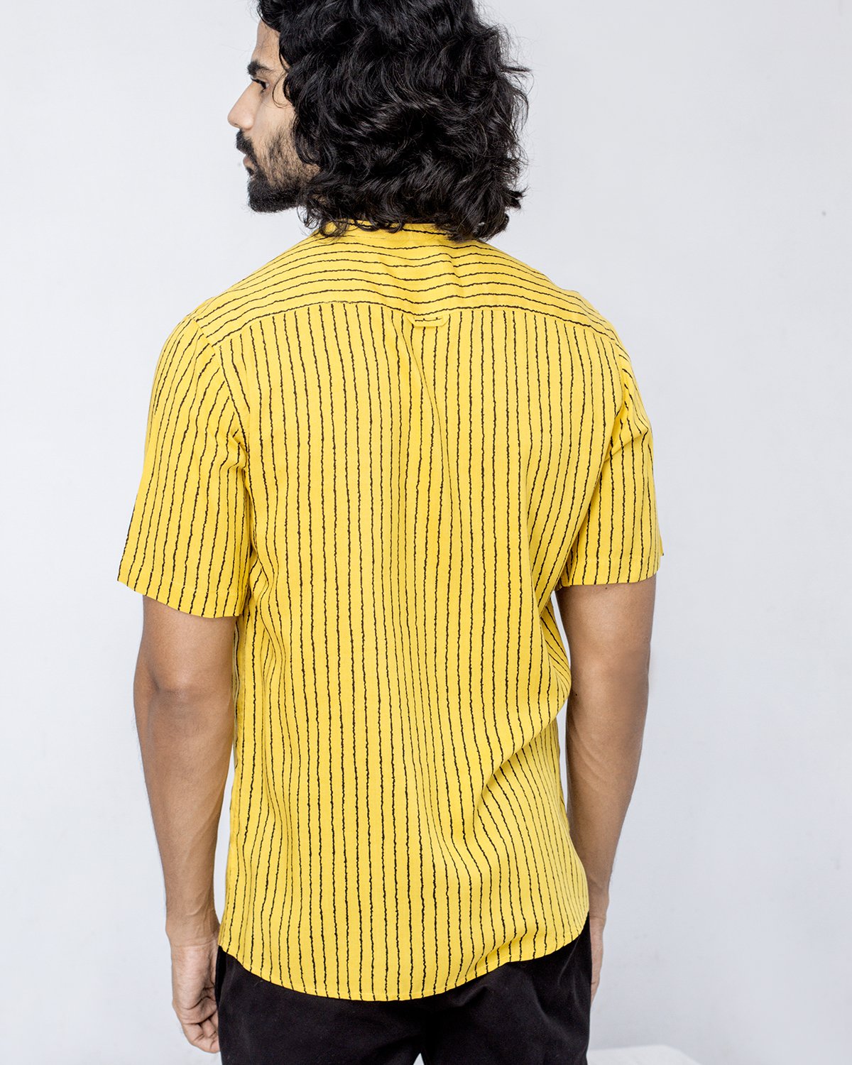 Short sleeved chinese collar shirt